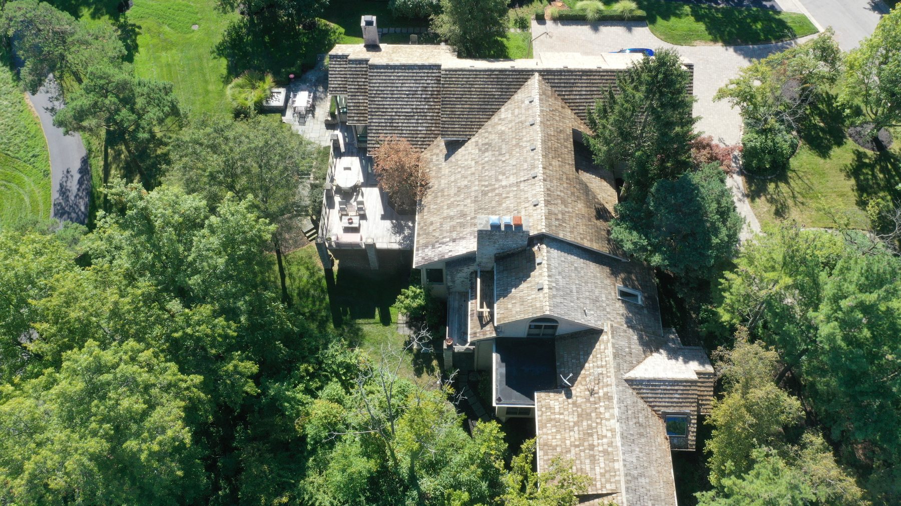 Golf course beauty cedar shake roof cleaning results Muirfield Village Dublin Ohio