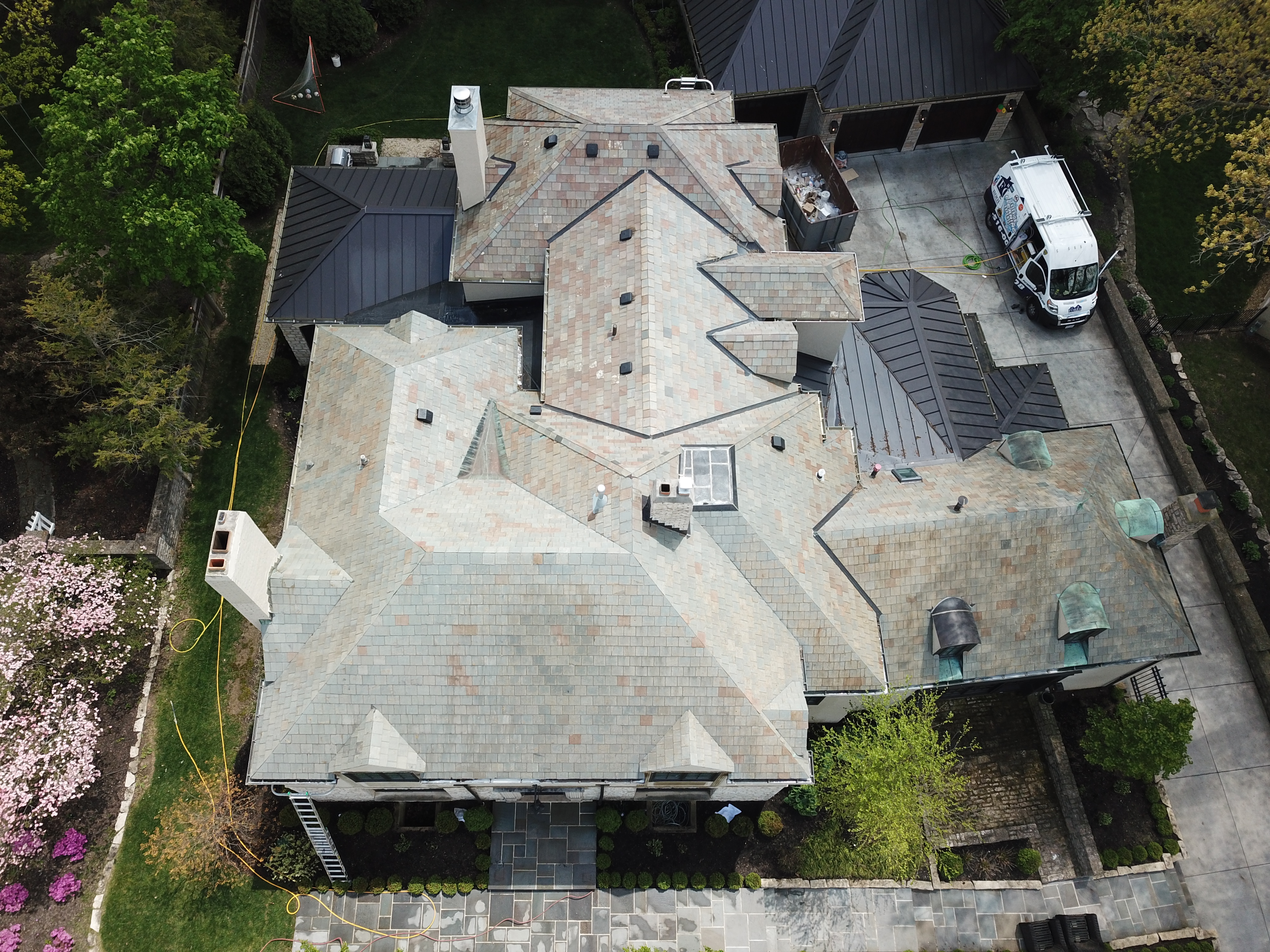 Estate slate roof cleaning in Upper Arlington Ohio